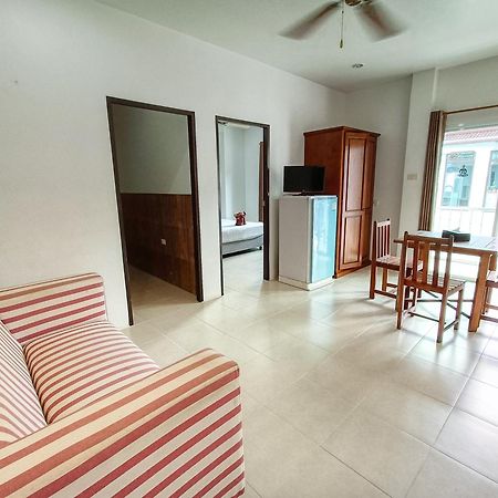 Hotel NC residencia Patong Habitación foto